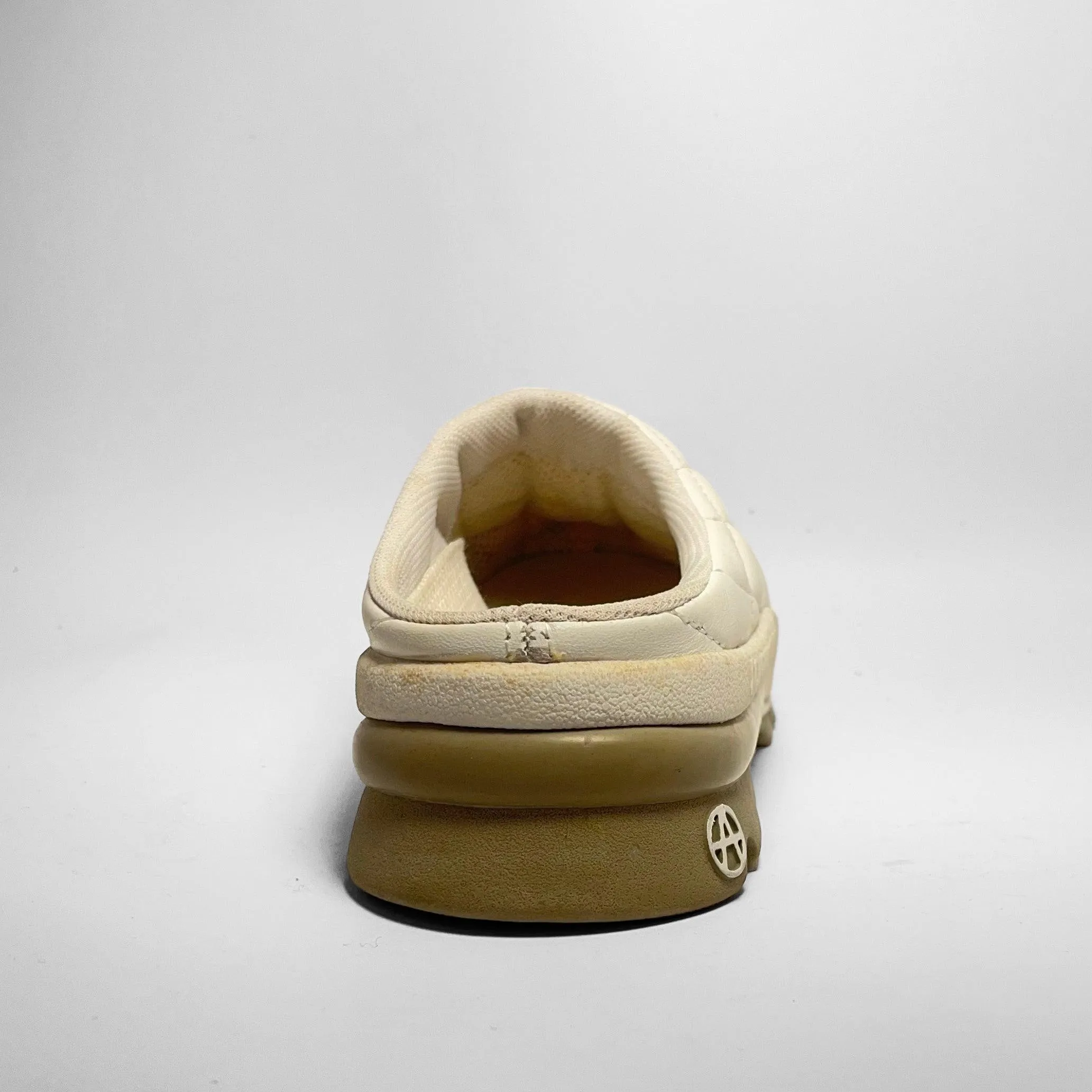 Acupuncture Sugar Cane Mule (2000s)
