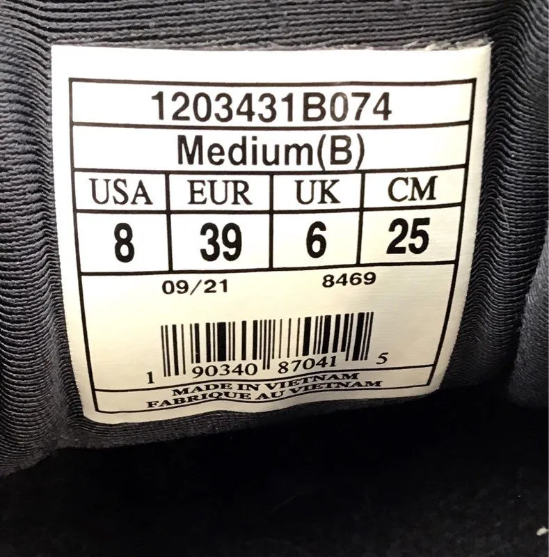 Brooks Women's Glycerin 19 1203431B074 Black Low-Top Running Shoes - Size 8