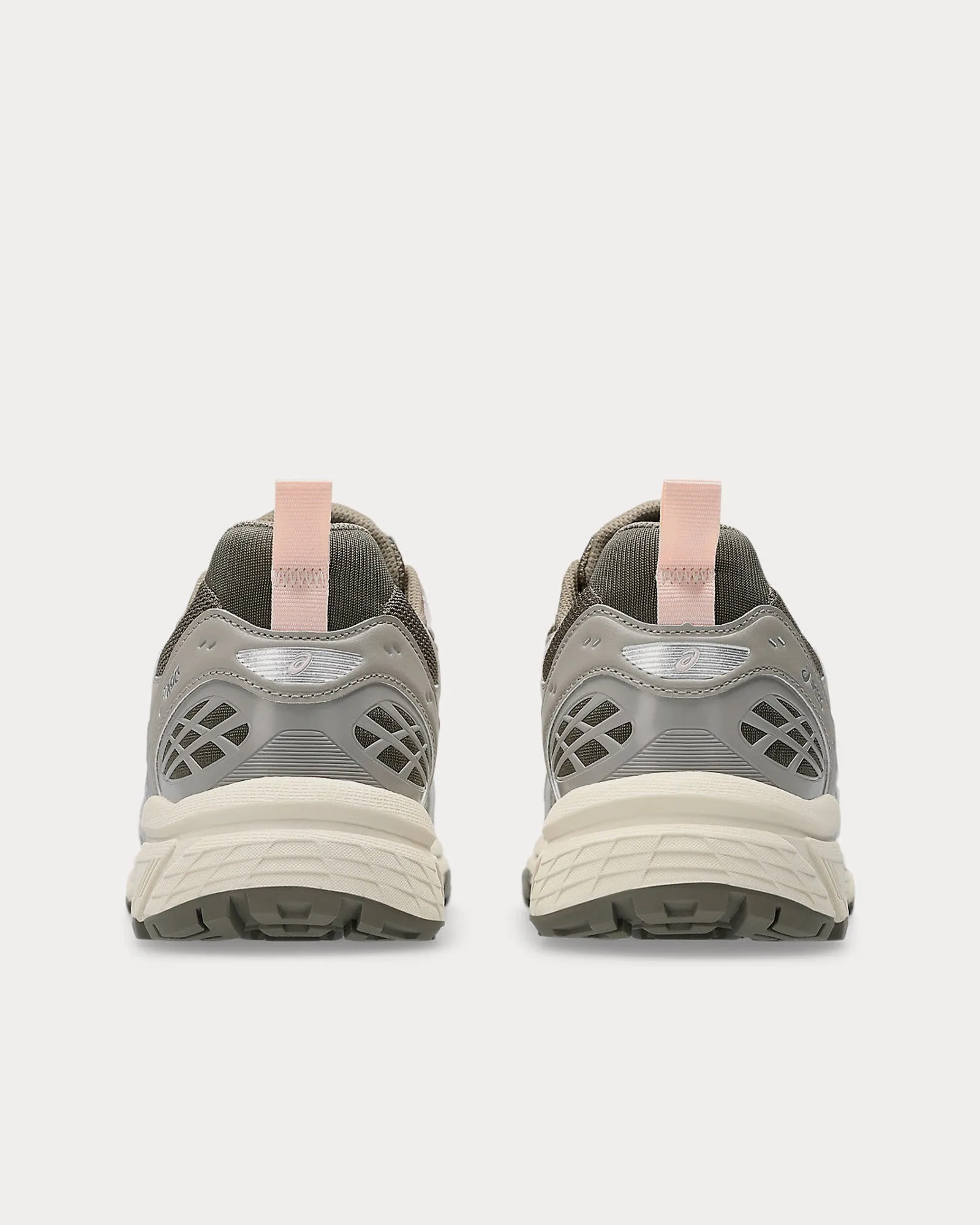 Gel-Nunobiki Dark Taupe / Pure Silver Low Top Sneakers