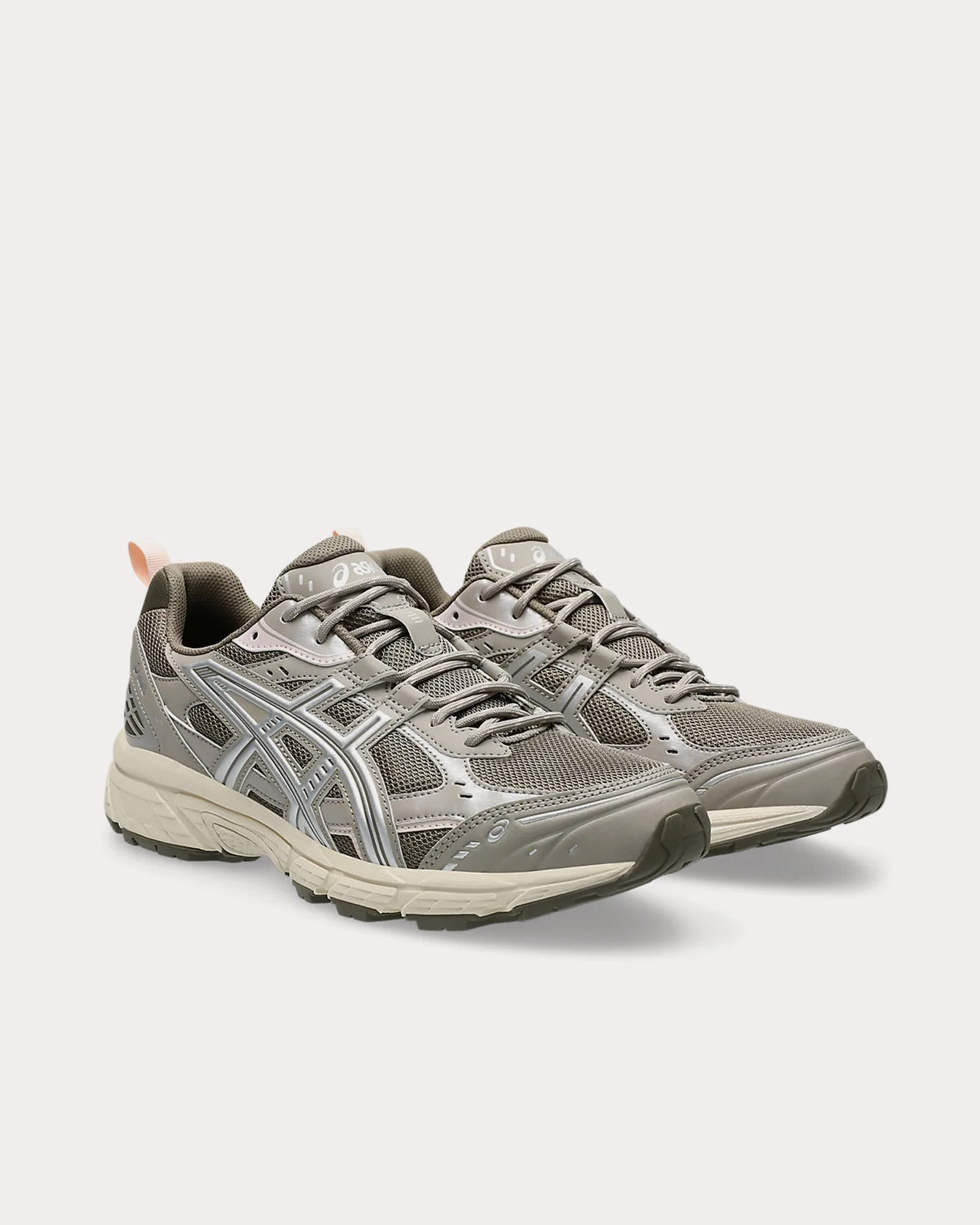 Gel-Nunobiki Dark Taupe / Pure Silver Low Top Sneakers