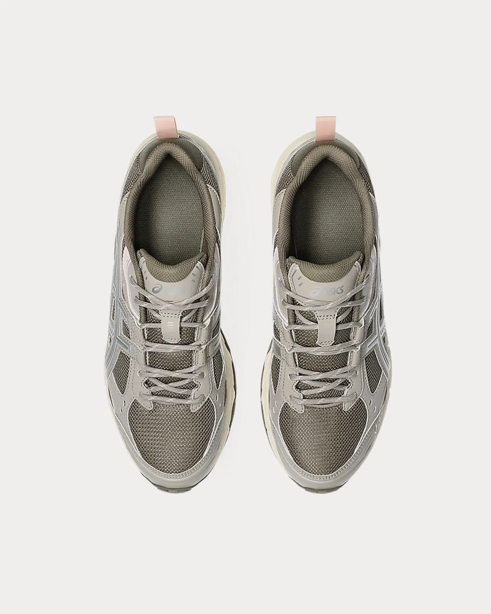 Gel-Nunobiki Dark Taupe / Pure Silver Low Top Sneakers