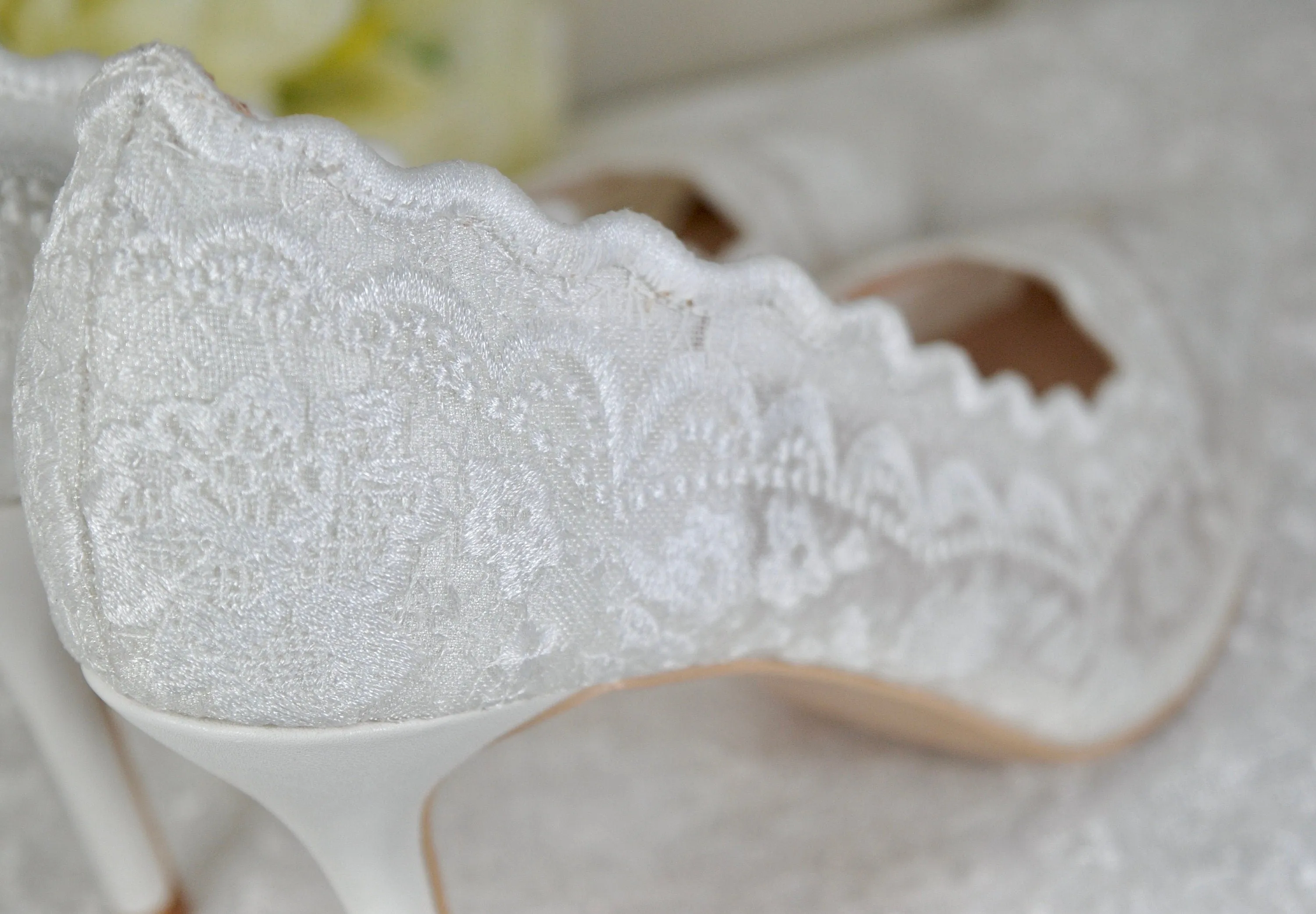 Lace Embroidered Shoes for Bride, Size UK5/US7.5