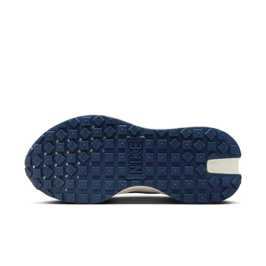 Nike Phoenix Waffle FD2196-101